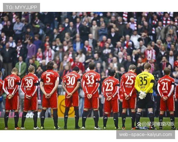 罗马诺欧冠四强海报误用马竞队徽，引发球迷强烈不满